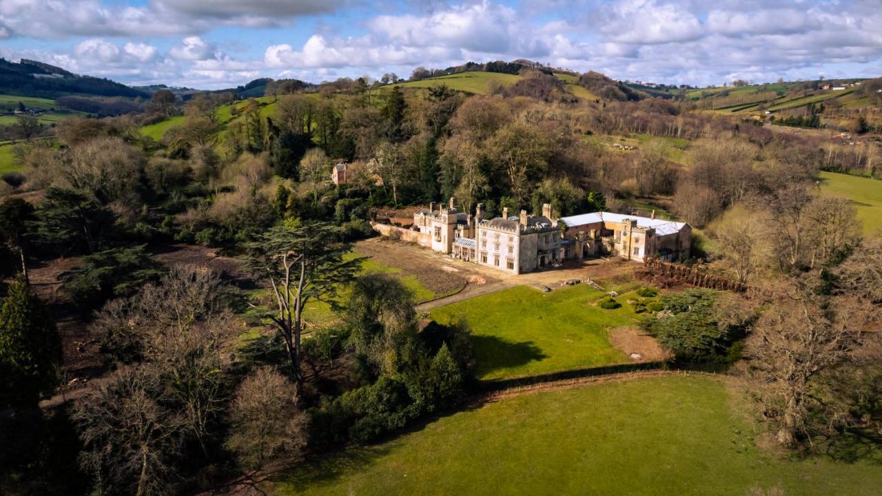 Llanerchydol Hall Suites Welshpool Ngoại thất bức ảnh