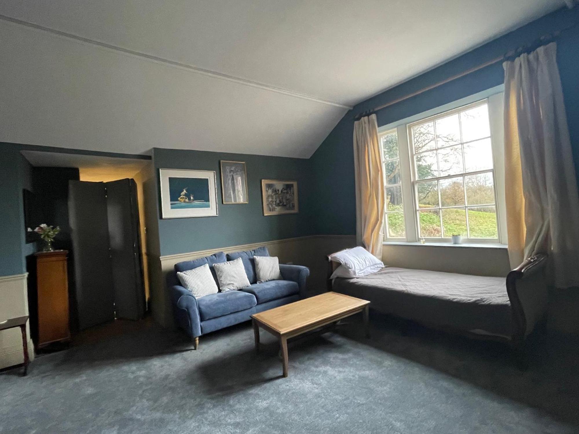 Llanerchydol Hall Suites Welshpool Ngoại thất bức ảnh