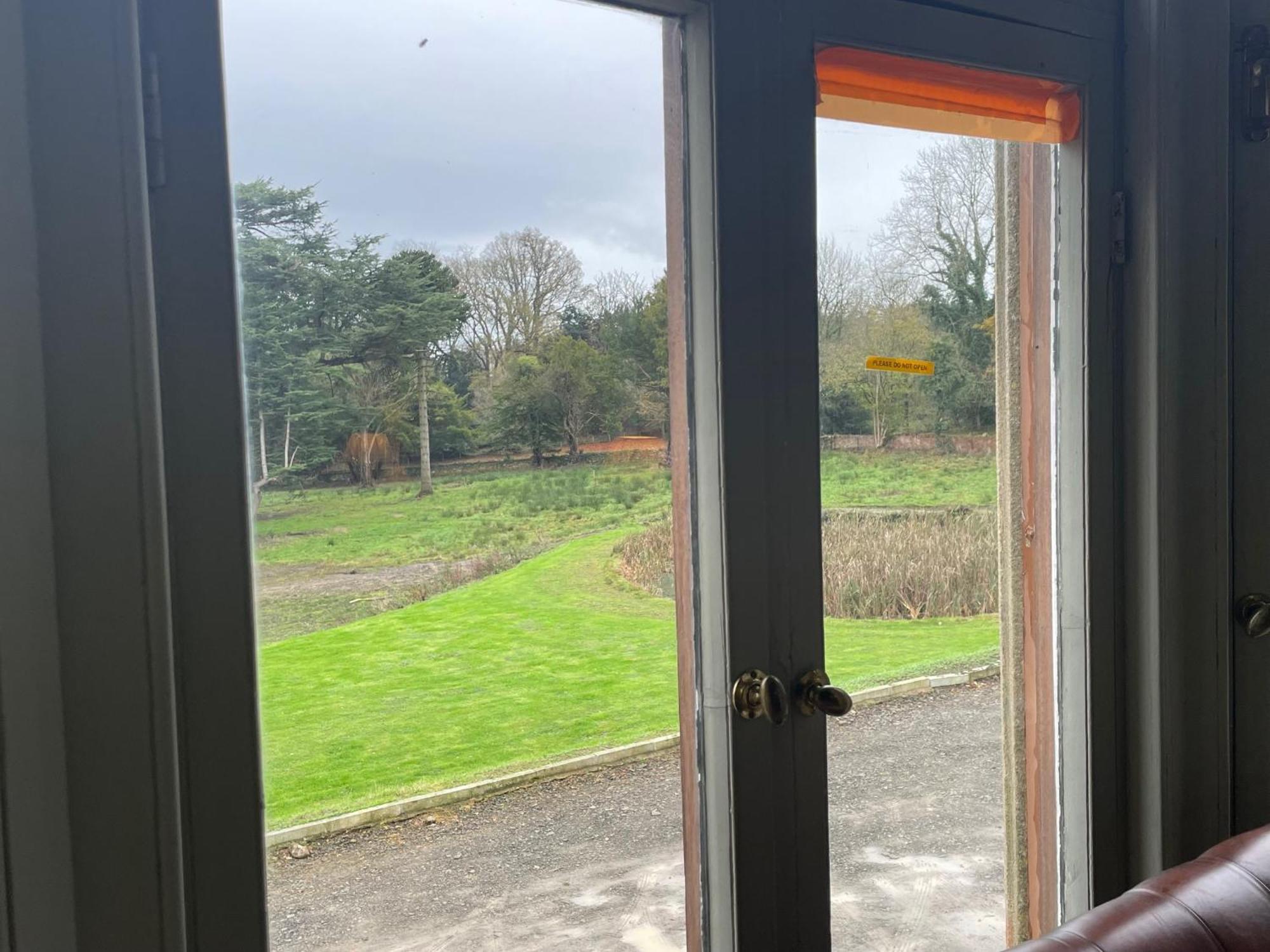 Llanerchydol Hall Suites Welshpool Ngoại thất bức ảnh