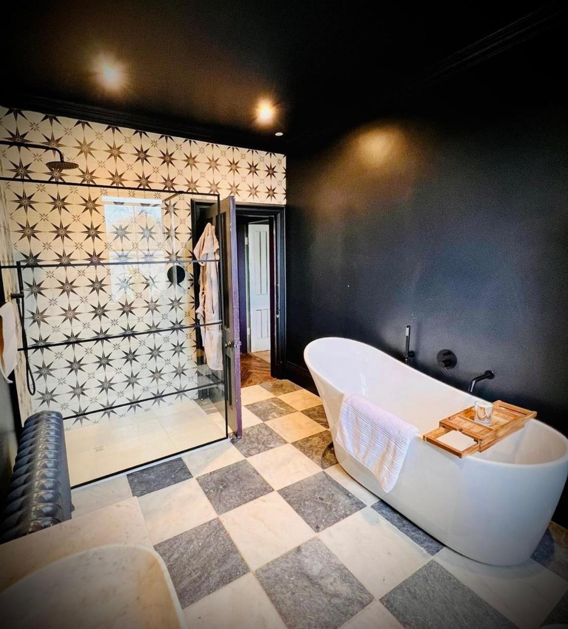 Llanerchydol Hall Suites Welshpool Ngoại thất bức ảnh