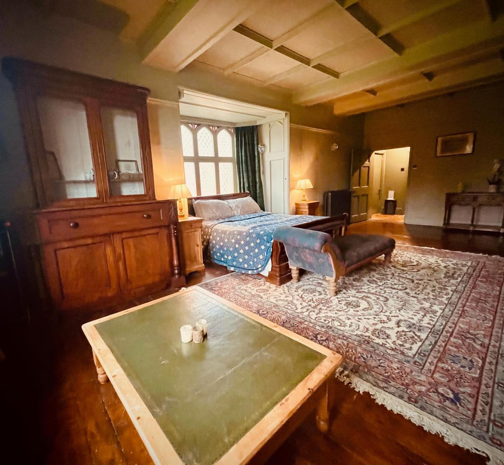Llanerchydol Hall Suites Welshpool Ngoại thất bức ảnh